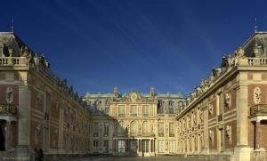 Versailles_Palace%20Court%20of%20Honor